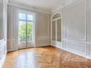 Maison à louer à Paris 8Ème