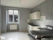 Maison à louer à Prosnes, Grand Est, 850€