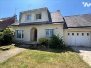 Maison à louer à Vezin le Coquet, Bretagne, 1150€