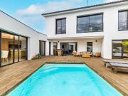 Maison à louer Anglet, 3 chambres, piscine, 155 m2