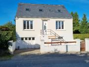 Maison à louer avec garage, jardin et terrasse à Rocheville