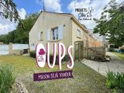 Maison à rénover 3 chambres et nombreuses dépendances