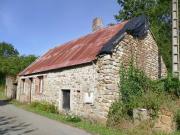 Maison à rénover sur 2 hectares avec étang près de SAINT...