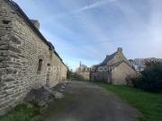 Maison à vendre 5 chambres, dépendances et grand terrain