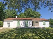 Maison à vendre à Fontcouverte 17100