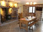 Maison à vendre à Neussargues en Pinatelle 15170 Maison à vendre à Neussargues en Pinatelle 15170