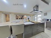 Maison à vendre de 300m2, 5 chambres, dépendances à...
