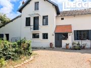 Maison accueillante de 4 chambres avec dépendance à... Maison accueillante de 4 chambres avec dépendance à...