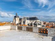 Maison ancienne à rénover avec toit terrasse, vue mer,...