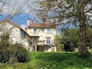 Maison ancienne avec sous sol, dépendance et lot à batir