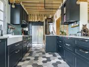 Maison ancienne de 180m2 avec 2500m2 de terrain à vendre...