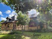 Maison ancienne rénovée avec hangar à bois et jardin...