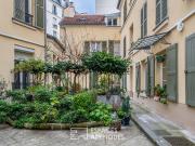 Maison atelier avec cour intérieure, quartier Convention