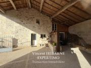 Maison Atypique 4 Chambres, Patio et Carport