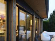 Maison atypique de 2008 sur beau terrain paysagé de 1000m2