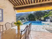 Maison au calme absolu avec piscine Bar Sur Loup