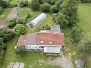 Maison au calme au sud du Morvan 3,8 hectares, piscine...
