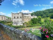 Maison avec dependance dans un joli village Medieval