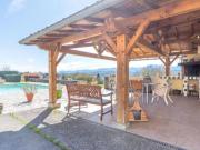 Maison avec dépendances, piscine et vue panoramique sur...