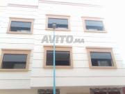 Maison avec escalier séparé à louer officiellement près...