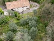 Maison avec grand terrain pour un projet de rénovation