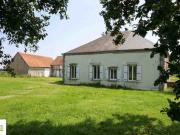 Maison avec grandes dépendances