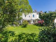 Maison avec jardin
