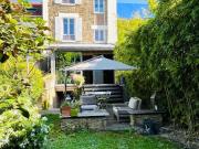 Maison avec jardin