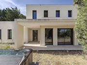 Maison avec jardin