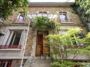 Maison avec jardin et terrasse