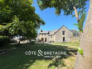 Maison avec jardin et terrasse