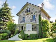 Maison avec jardin et terrasse