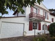 Maison avec jardin et terrasse