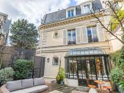 Maison avec jardin et terrasse