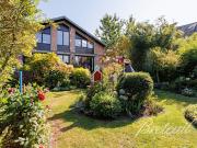 Maison avec jardin et terrasse