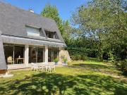 Maison avec jardin et terrasse