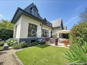 Maison avec jardin et terrasse