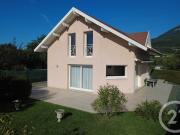 Maison avec jardin et terrasse