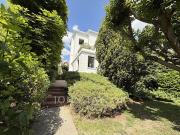 Maison avec jardin et terrasse