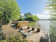 Maison avec jardin et terrasse