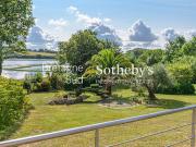Maison avec jardin et terrasse