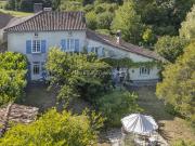 Maison avec jardin et terrasse