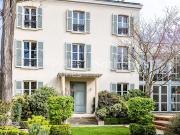Maison avec jardin et terrasse