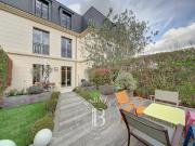 Maison avec jardin et terrasse