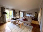 Maison avec jardin et terrasse