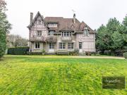 Maison avec jardin et terrasse