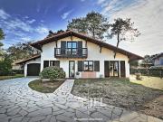 Maison avec jardin et terrasse