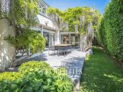 Maison avec jardin et terrasse