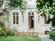 Maison avec jardin et terrasse