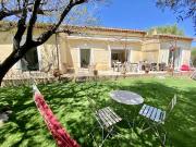 Maison avec jardin et terrasse